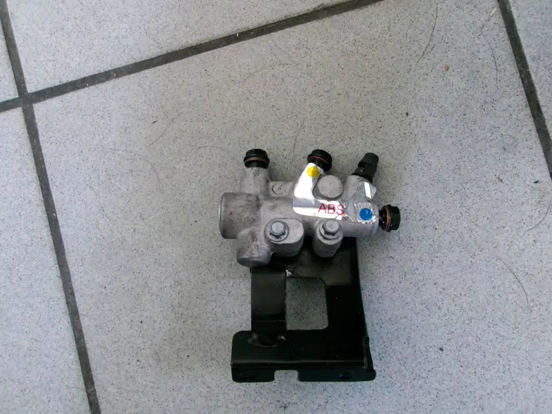 VALVOLA CM082806 PIAGGIO MP3 350 SPORT