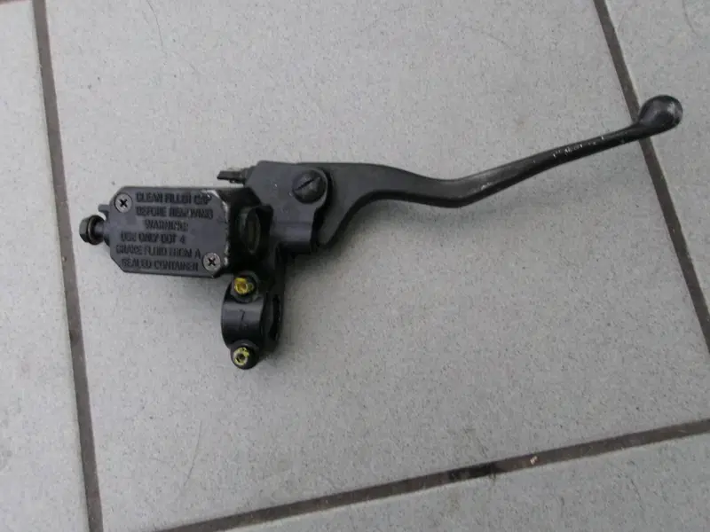 POMPA FRENO ANTERIORE DESTRA PIAGGIO MP3 350 SPORT