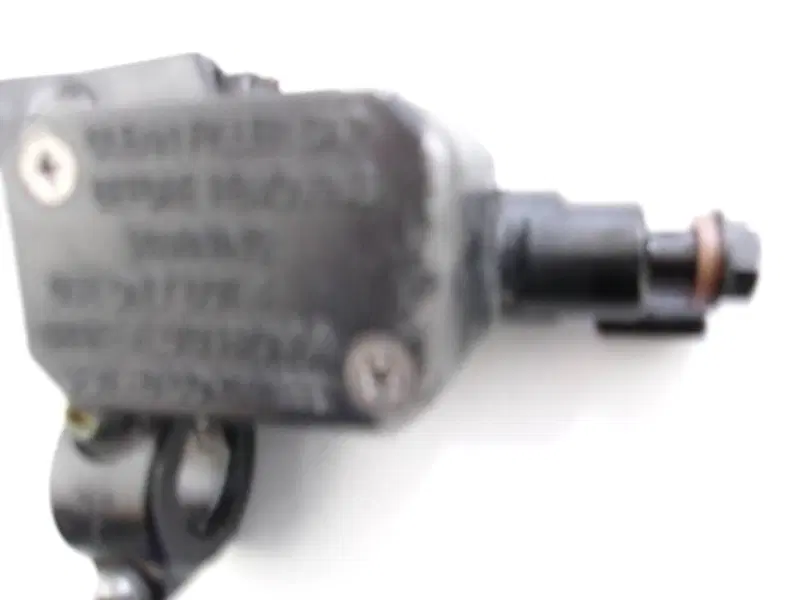 POMPA FRENO ANTERIORE SINISTRA PIAGGIO MP3 350 SPO (2)
