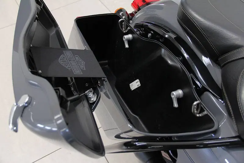 Harley-Davidson Road Glide ST (2022 - 23) (8)