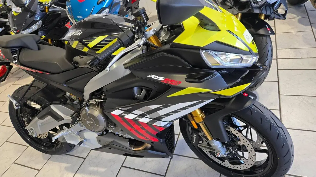 Aprilia RS 660 Factory (2025 - 26) (2)