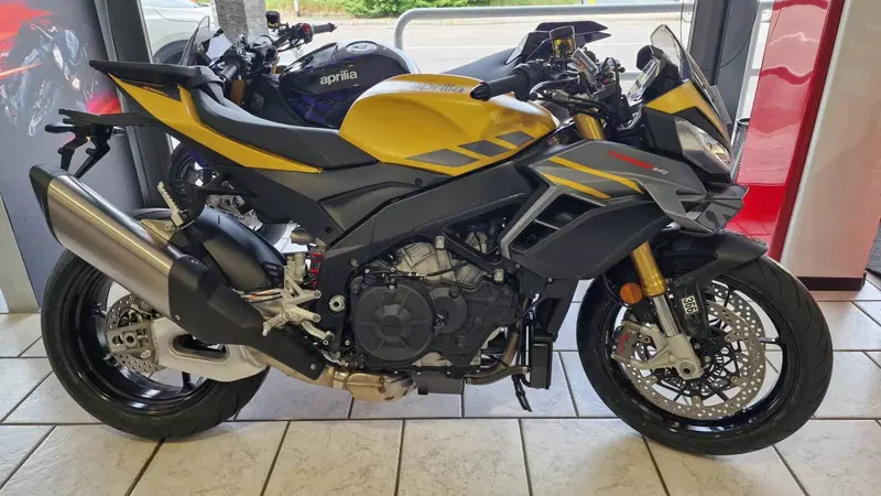 Aprilia Tuono V4 (2025 - 26) (2)