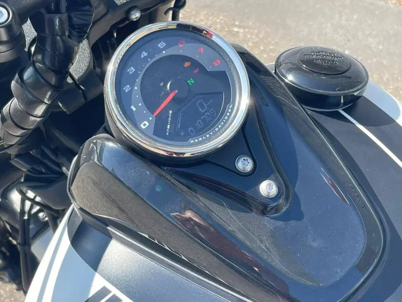 Harley-Davidson 114 Fat Bob (2018 - 20) - FXFBS (12)