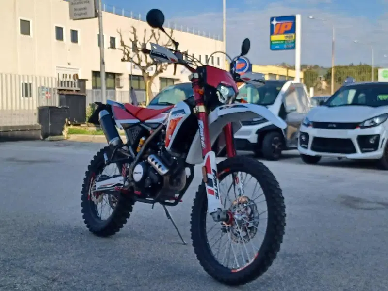 Fantic Motor XEF 125 Competition 4T (2022) (3)