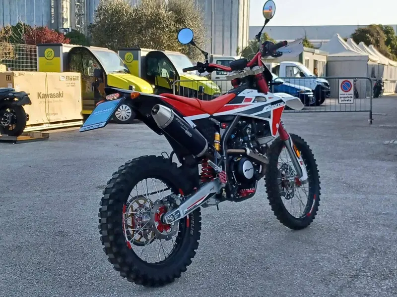 Fantic Motor XEF 125 Competition 4T (2022) (6)