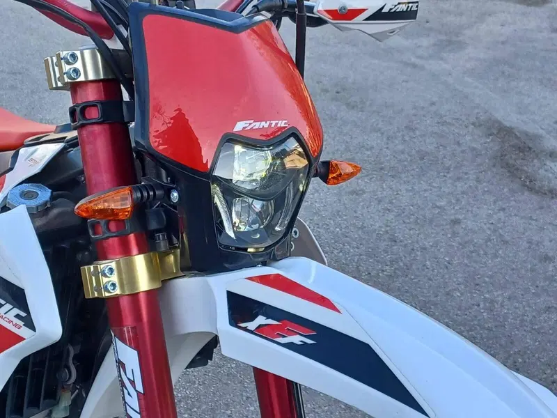 Fantic Motor XEF 125 Competition 4T (2022) (9)