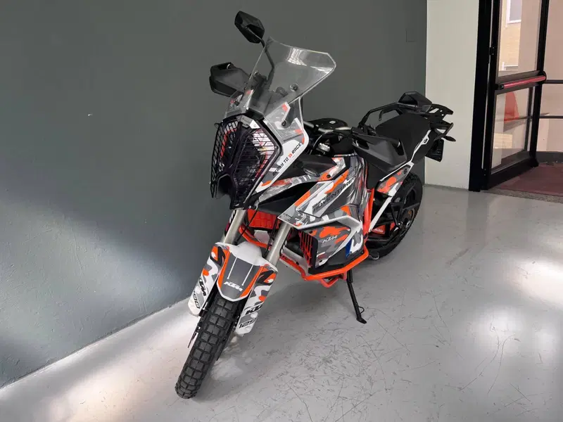 KTM 1290 Super Adventure R (2021) (3)