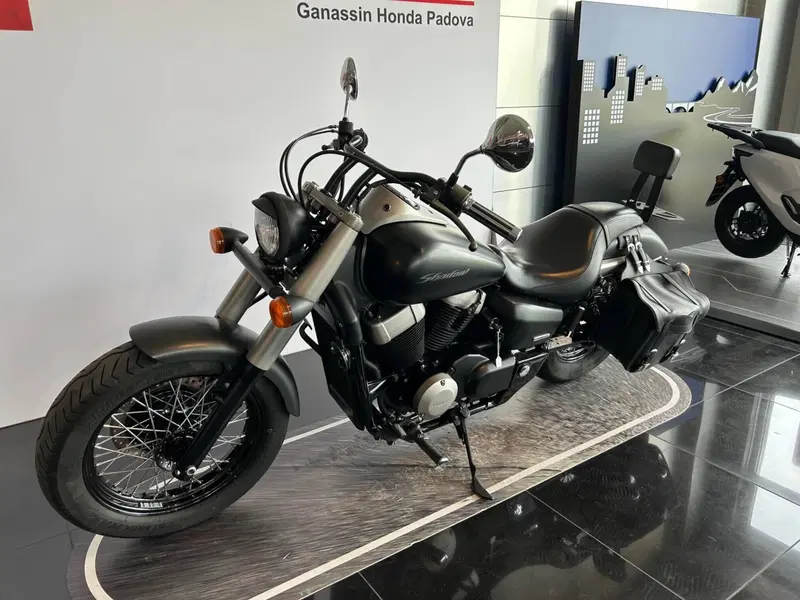 Honda Shadow 750 (2012) (5)