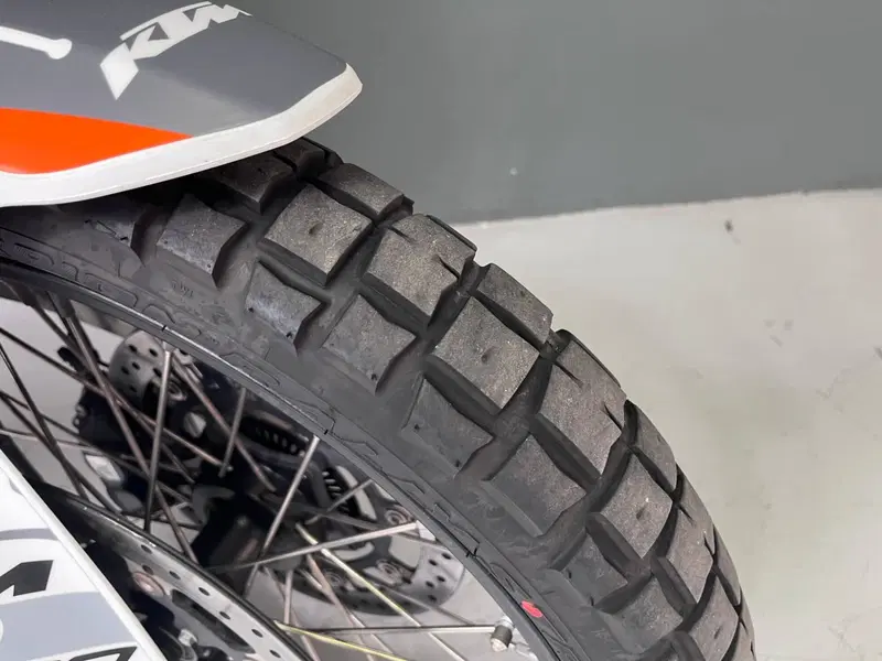KTM 1290 Super Adventure R (2021) (16)