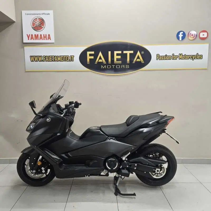 Yamaha T-Max 560 (2022 - 24)