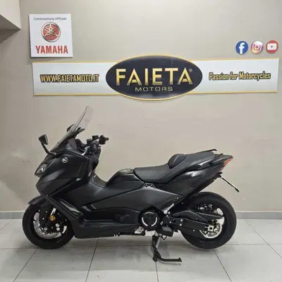 Yamaha T-Max 560 (2022 - 24) usata
