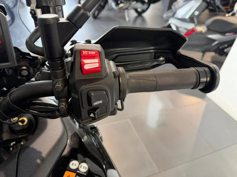 Yamaha Tracer 9 GT+ (2023 - 24) (9)