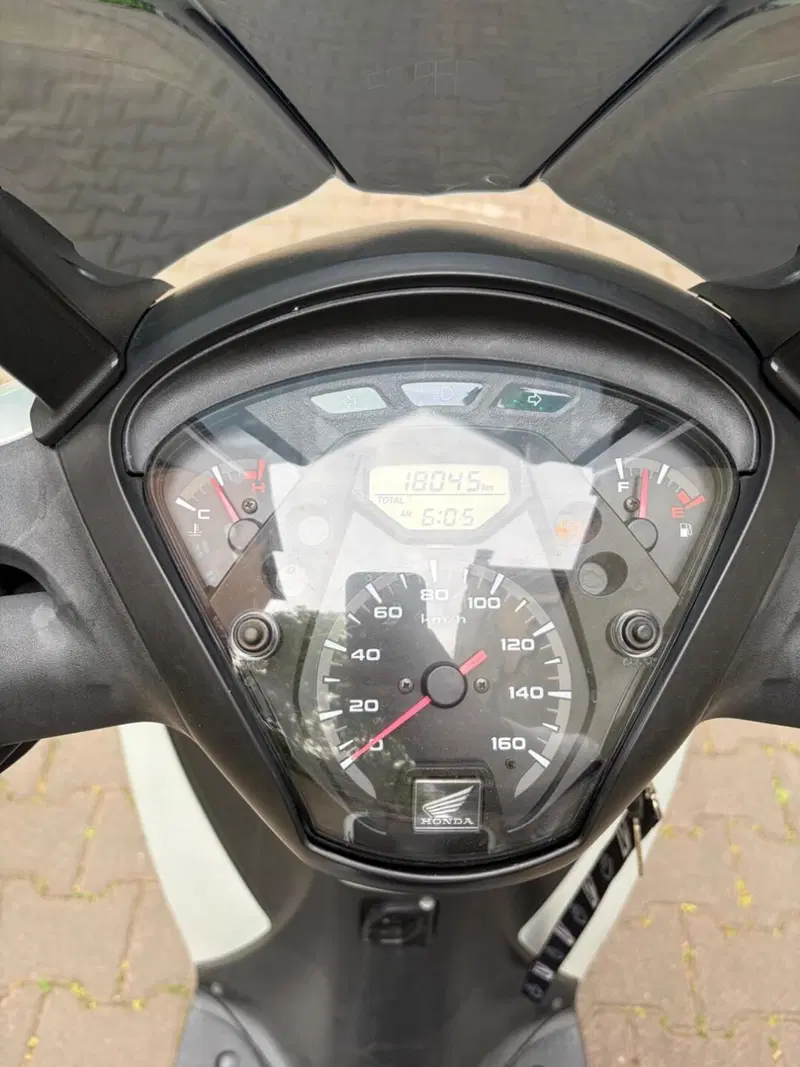 Honda SH 125 i ABS (2013 - 17) (8)