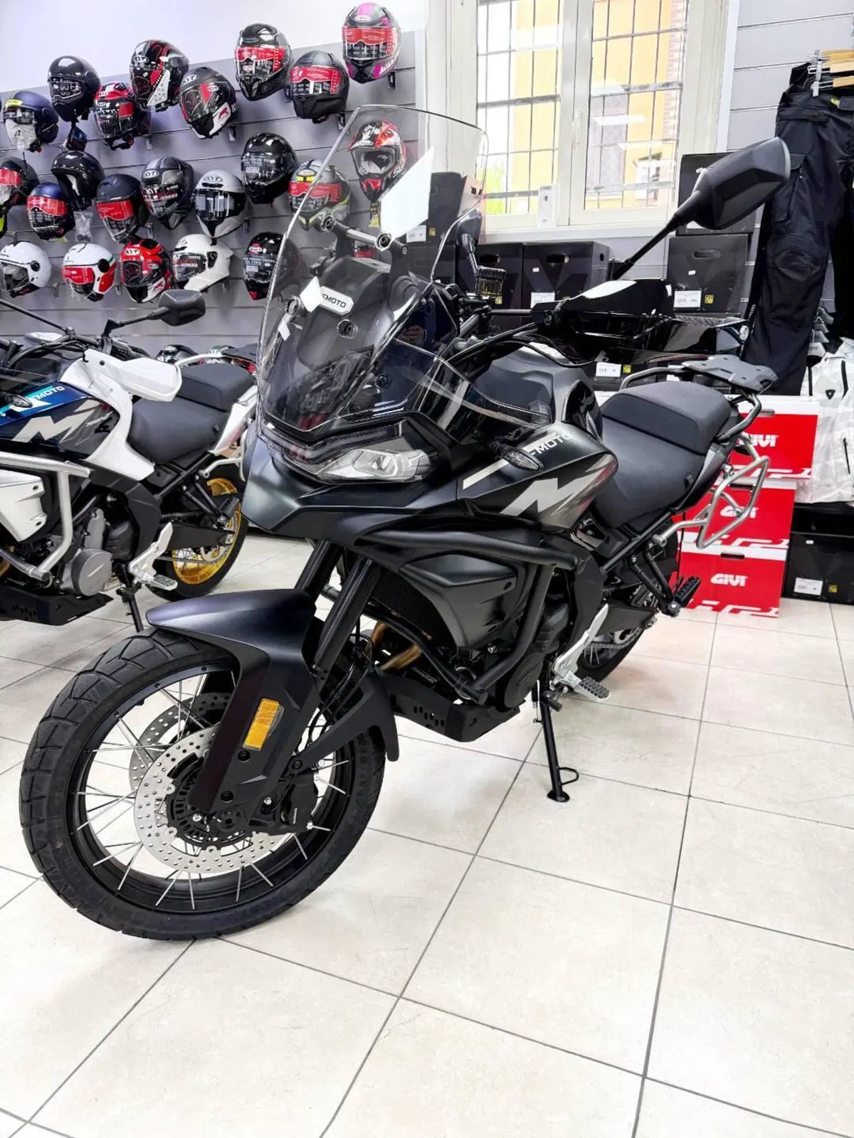 CFMOTO 700MT Adventure (2025 - 26) (7)