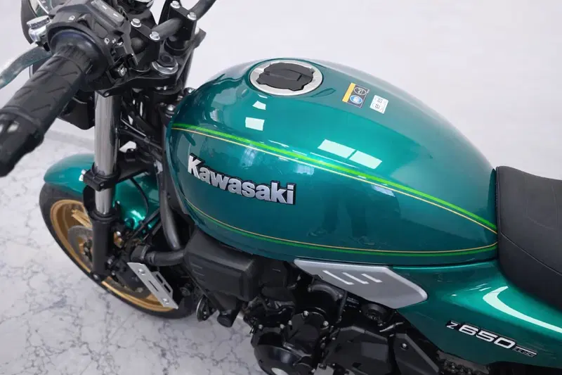 Kawasaki Z 650 RS (2022 - 24) (10)