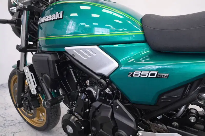 Kawasaki Z 650 RS (2022 - 24) (11)