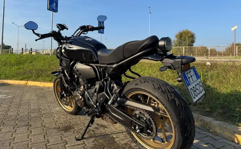 Yamaha XSR 700 (2022 - 26) (8)