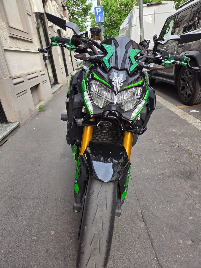 Kawasaki Z 900 SE (2022 - 24) (6)