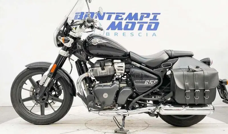 Royal Enfield Super Meteor 650 (2023 - 26) (2)