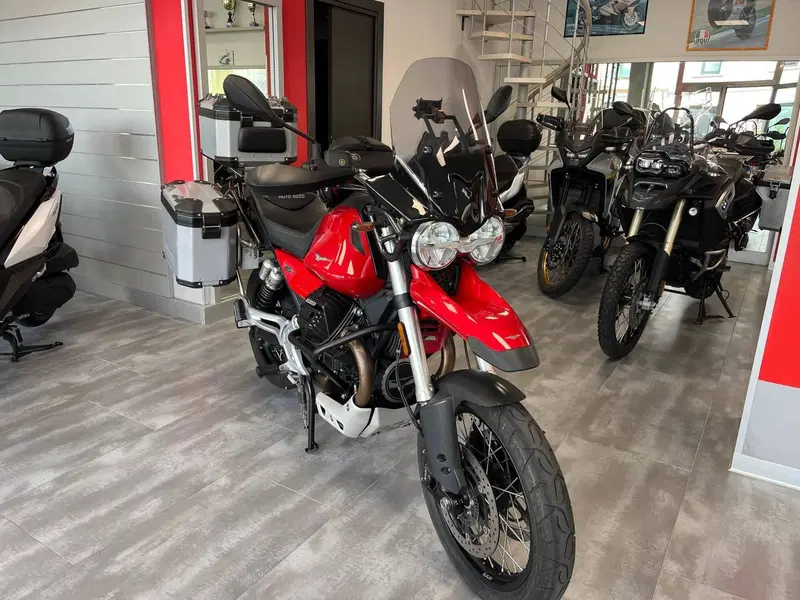 Moto Guzzi V85 TT (2019 - 20) (2)