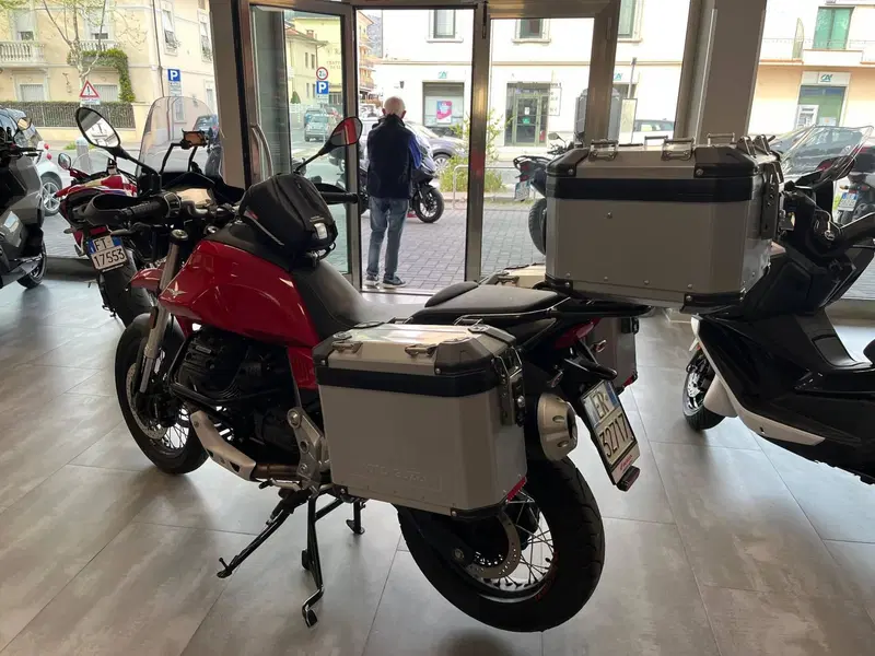 Moto Guzzi V85 TT (2019 - 20) (4)