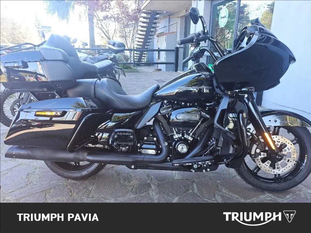 Harley-Davidson 114 Road Glide Ultra (2019) - FLTRXU