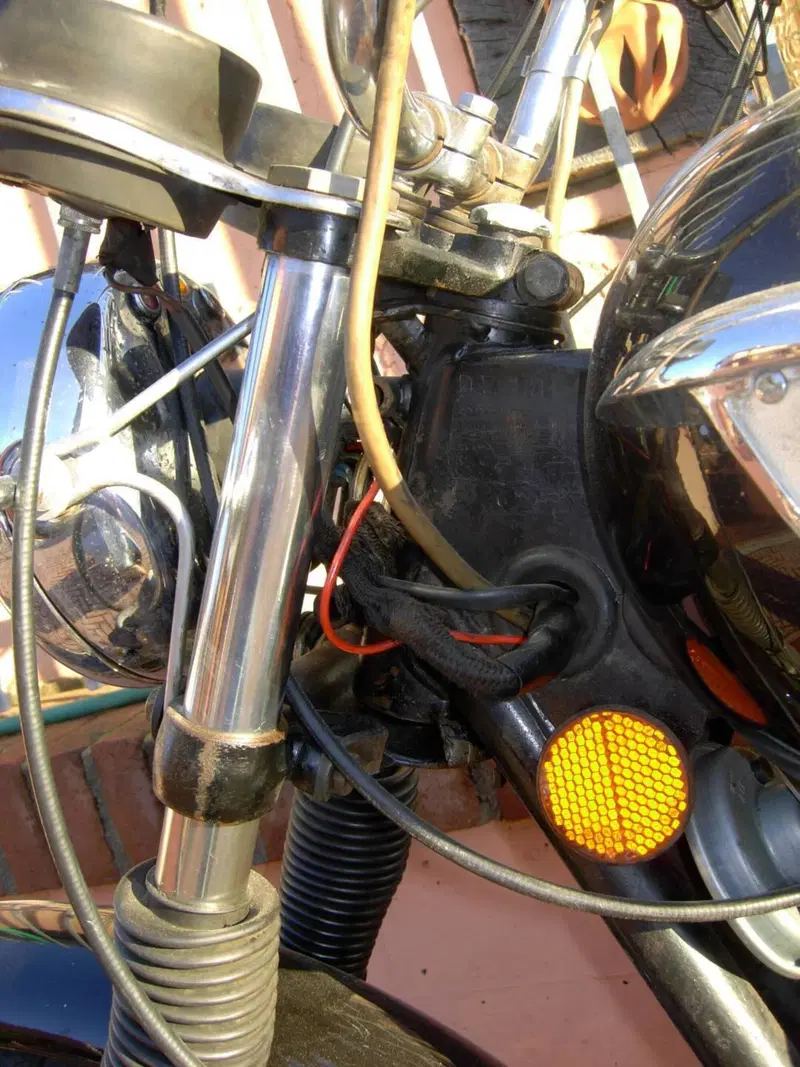 Triumph BONNEVILLE T120R (12)