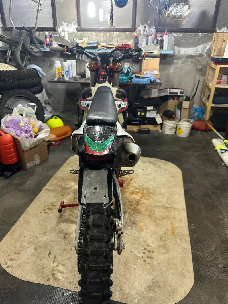 KTM 300 EXC E Six Days TPI (2020) (10)