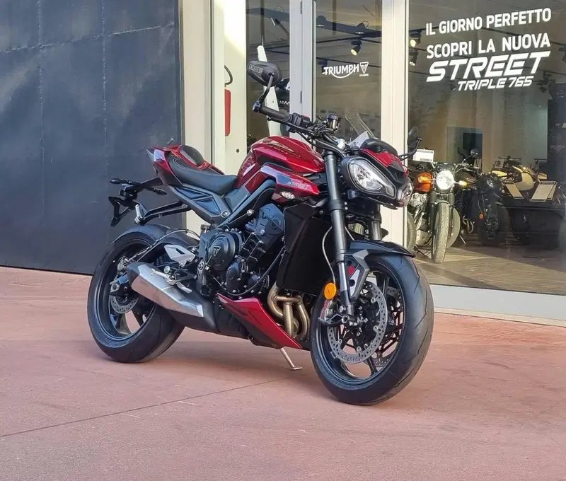 Triumph Street Triple 765 RS (2023 - 26)