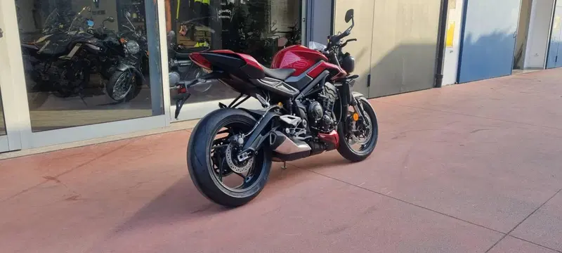 Triumph Street Triple 765 RS (2023 - 26) (5)