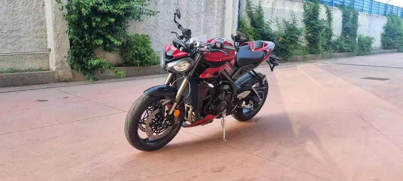 Triumph Street Triple 765 RS (2023 - 26) (6)