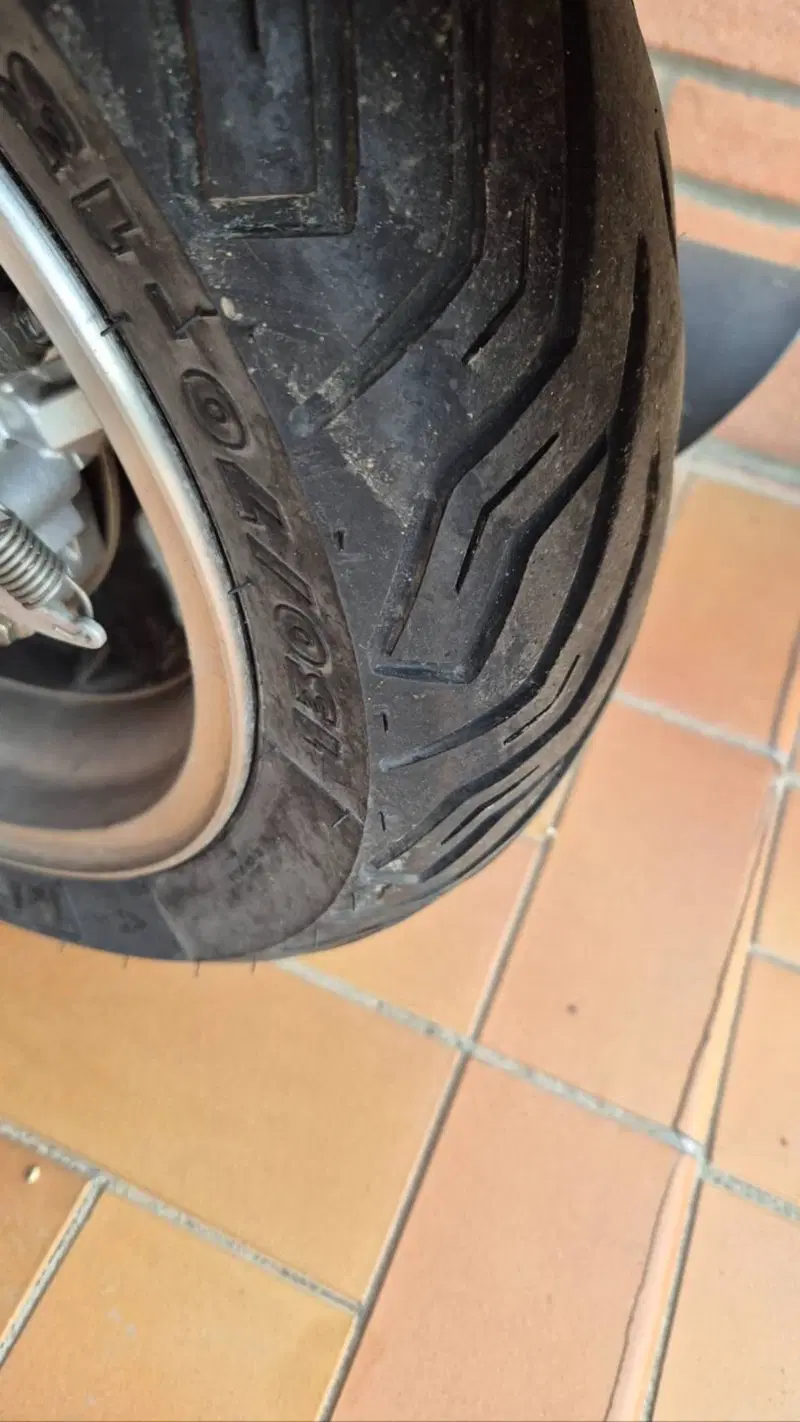 Suzuki Burgman AN 250 (1998 - 01) (7)