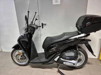 Honda SH 150i (2020 - 23) usata