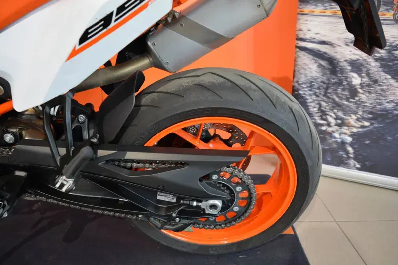 KTM 890 SMT (2023 - 25) (17)