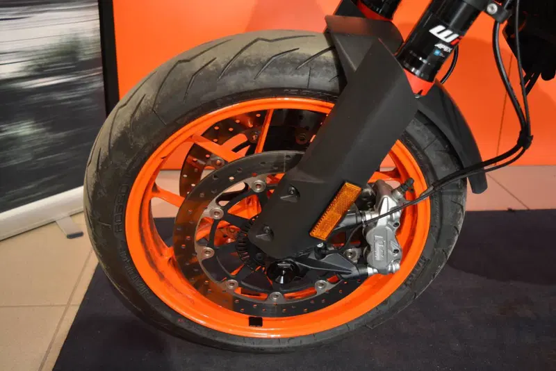 KTM 890 SMT (2023 - 25) (15)