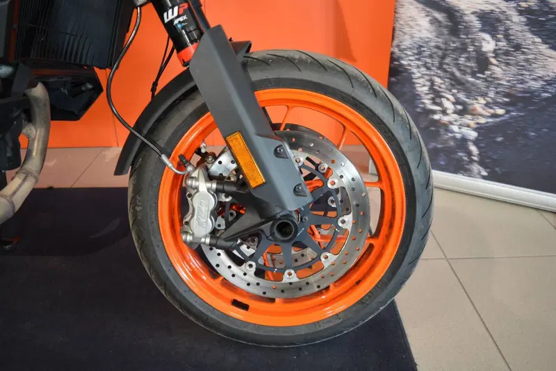 KTM 890 SMT (2023 - 25) (12)