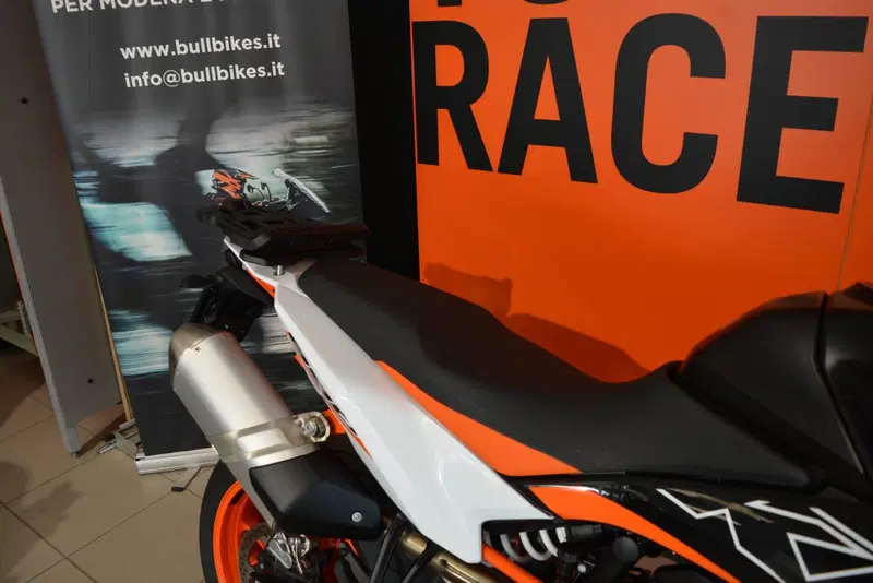 KTM 890 SMT (2023 - 25) (9)