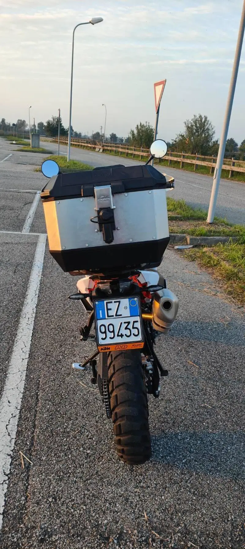 KTM 890 Adventure R (2021) (5)