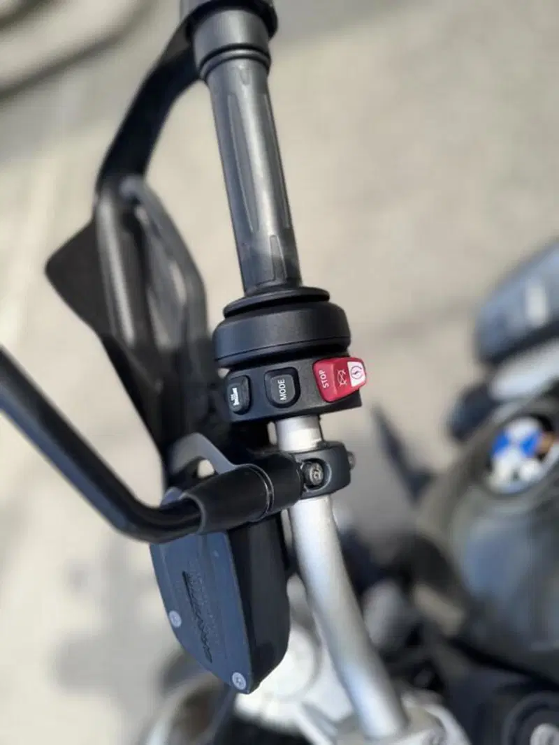 Bmw R nineT Scrambler (2021 - 24) (7)