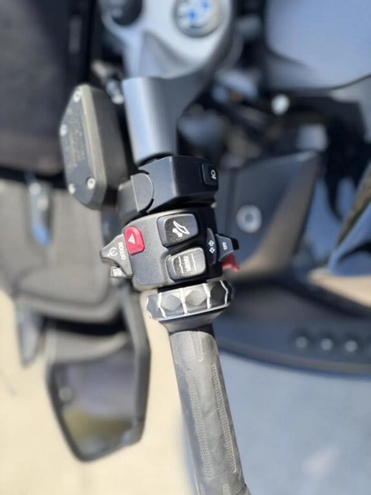 Bmw R 1250 RT (2021 - 25) (6)