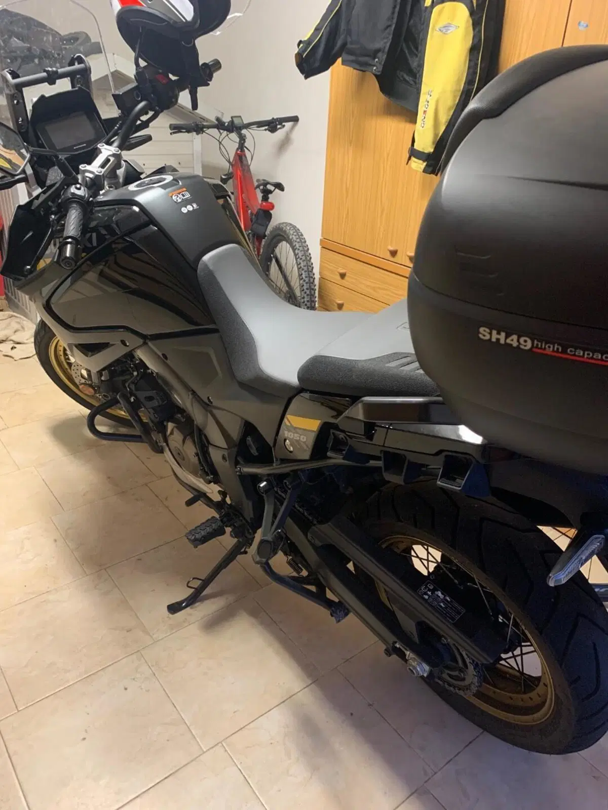 Suzuki V-Strom 1050SE (2023 - 24) (7)
