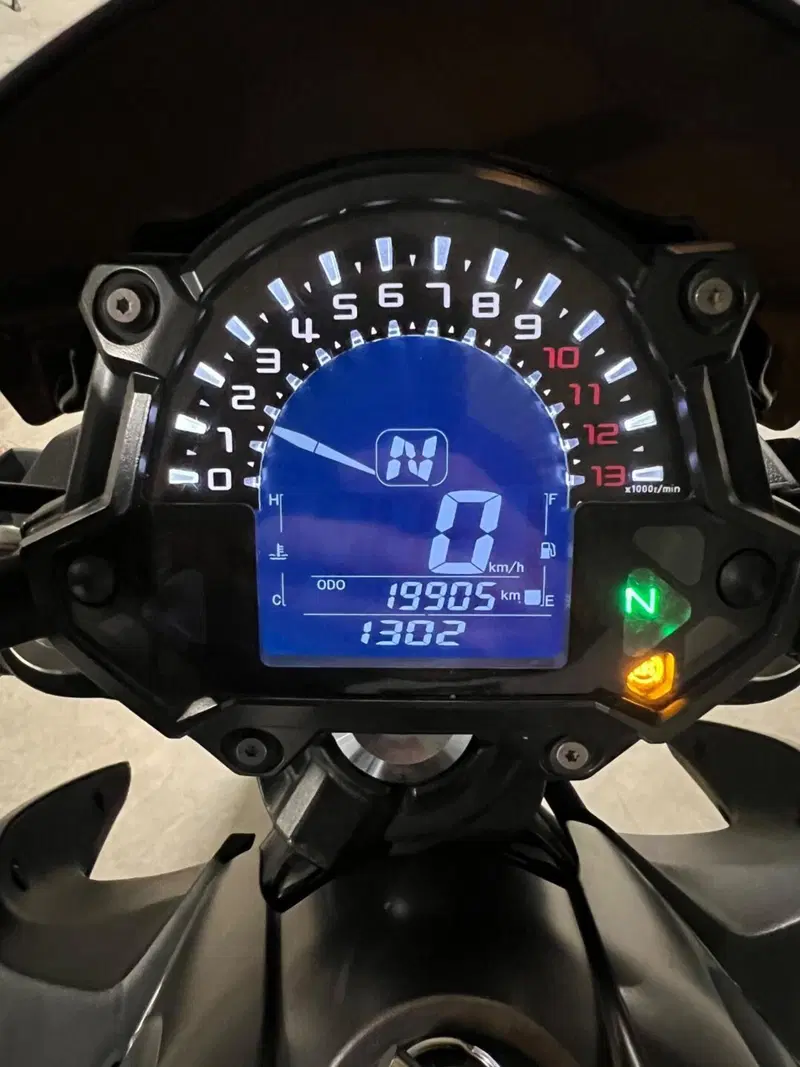 Kawasaki Z 650 (2017 - 19) (9)