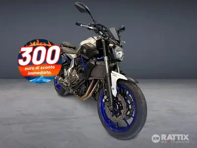 Yamaha MT-07 ABS (2014 - 16) usata