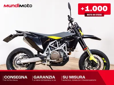 Husqvarna 701 Supermoto (2022) usata