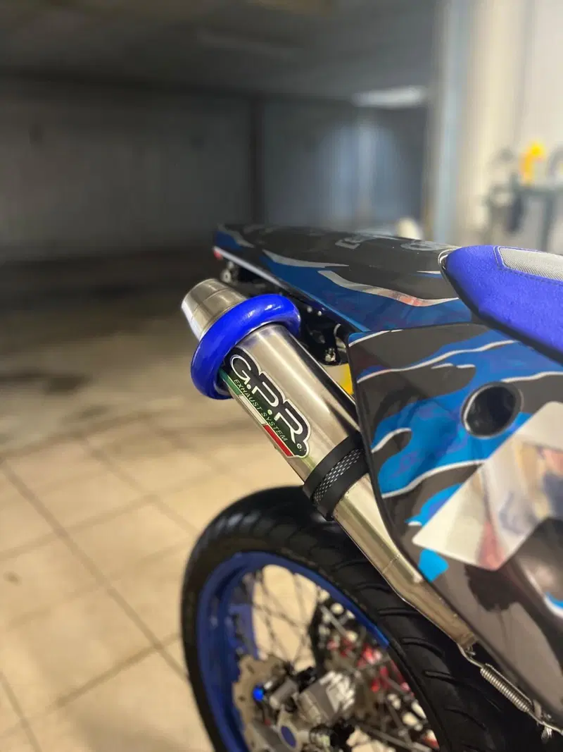 Fantic Motor XMF 125 Motard Performance 4T (2023 - 24) (4)