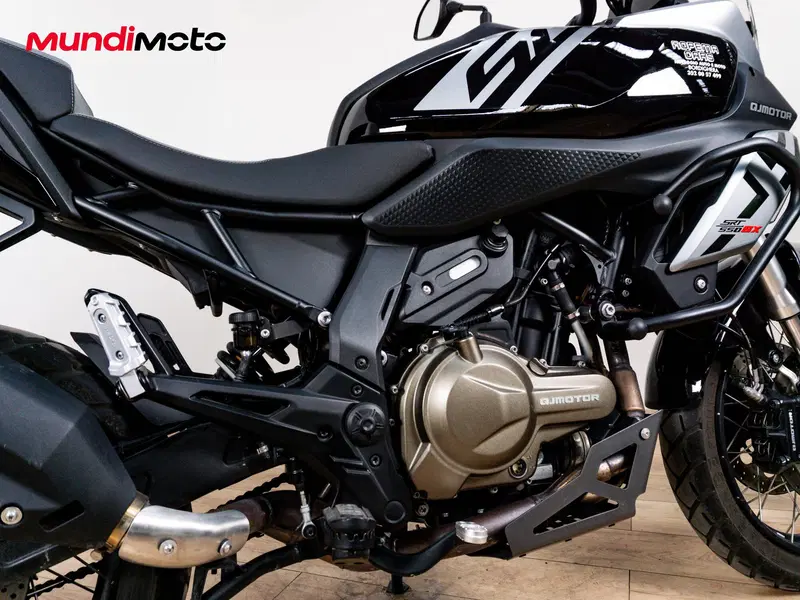 QJ Motor SRT 550 SX (2024) (4)