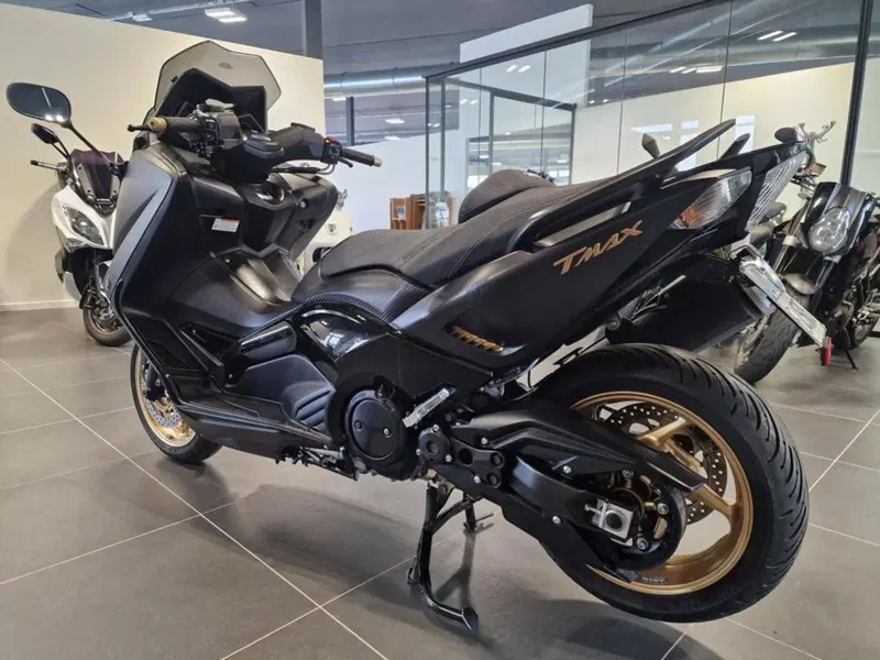 Yamaha T-Max 530 Black Max (2012 - 14) (6)