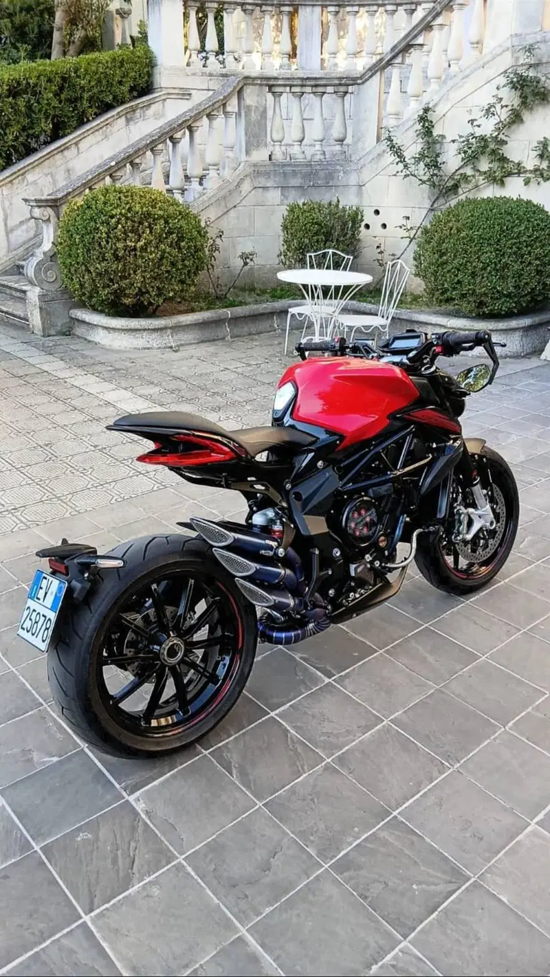MV Agusta Dragster 800 Rosso (2021 - 23)