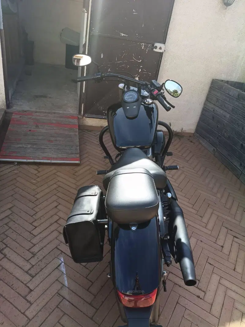 Honda VT 750 Shadow Black Spirit (2007 - 16) (7)