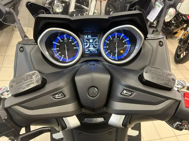 Yamaha T-Max 530 (2017 - 19) (5)